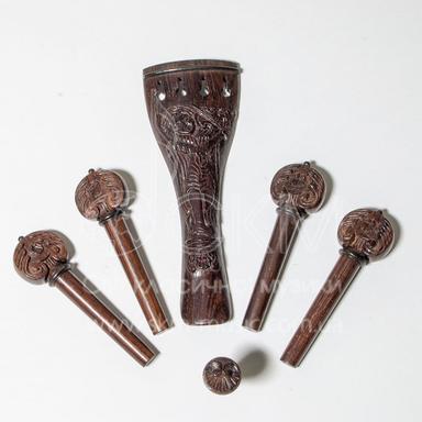 Набір для скрипки, рожеве дерево, ручної роботи з худож. різьбленням (підгрифник, 4-колка, ґудзик)