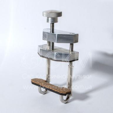 Пристосування для приклеювання верхньої деки під грифом скрипки