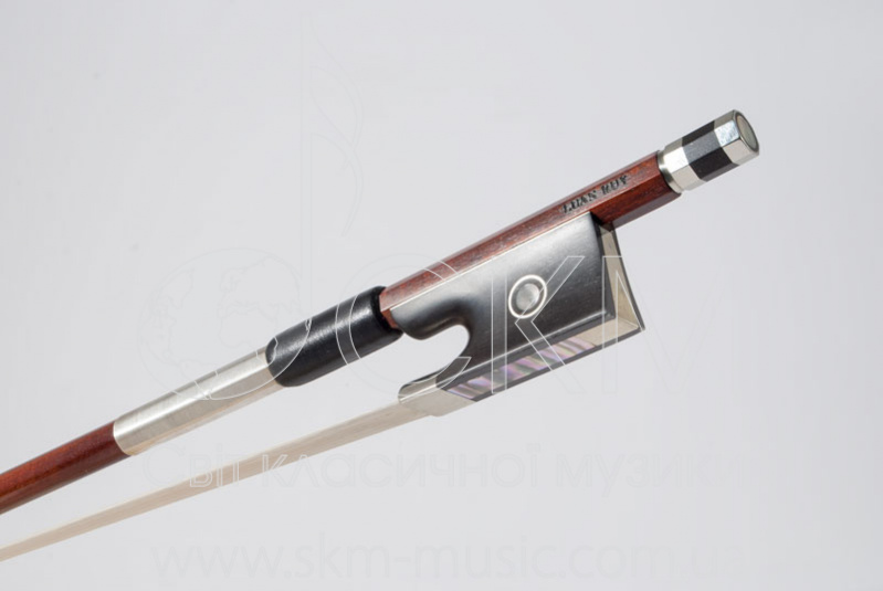 Luan ruy store violin bow
